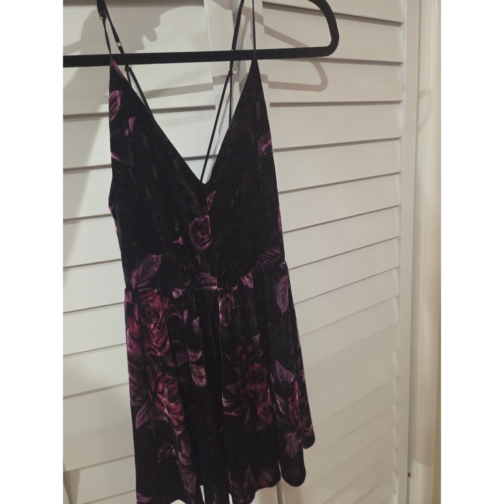 Timing Black/Purple Floral Velvet V-Neck Strappy Boho/Gothic Romper